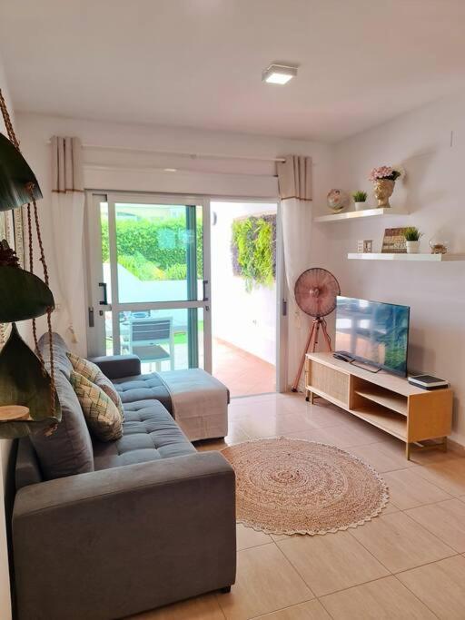 Homely Apt In Modern Building With Pool San Miguel de Abona Exterior foto